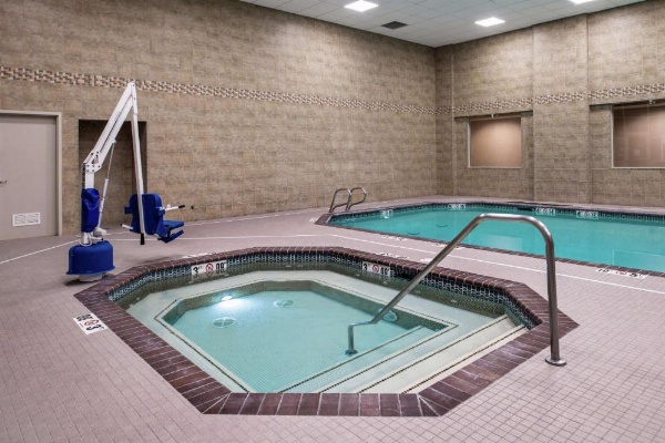 Hilton Garden Inn Bend image 10