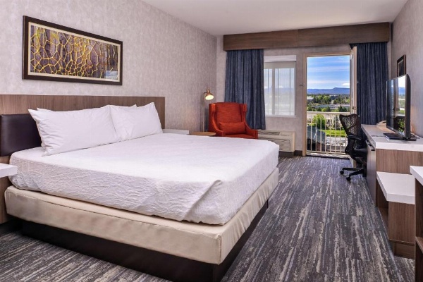 Hilton Garden Inn Bend image 29