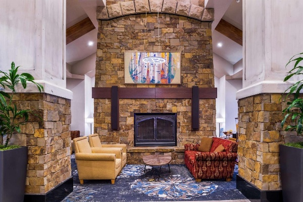 Hilton Garden Inn Bend image 5