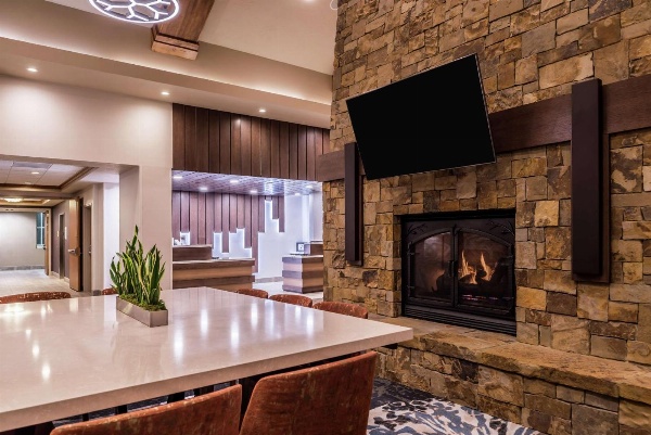Hilton Garden Inn Bend image 6