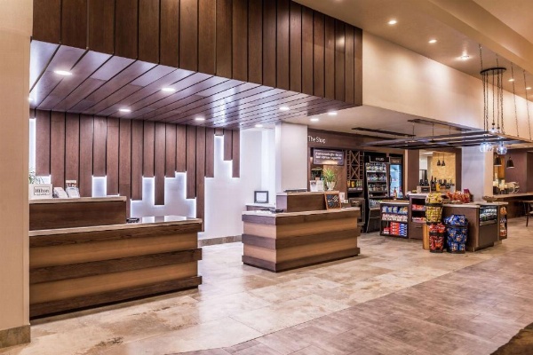 Hilton Garden Inn Bend image 8